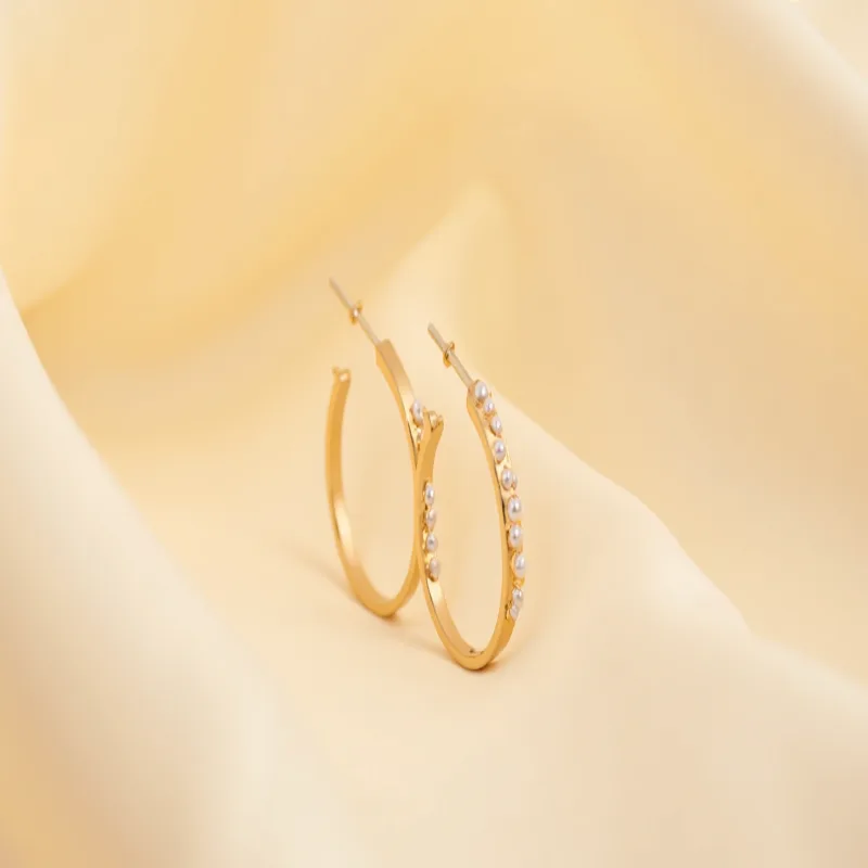 گوشواره حلقه‌ای طلایی